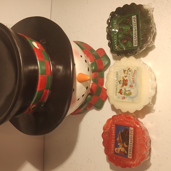 Yankee Candle Snowman Wax Melter & 3 Christmas Fragrance Wax Melts Jack Frost - Picture 2 of 6
